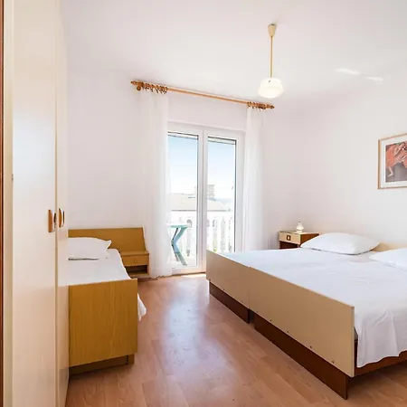 3 Bedroom Stunning In Posedarje