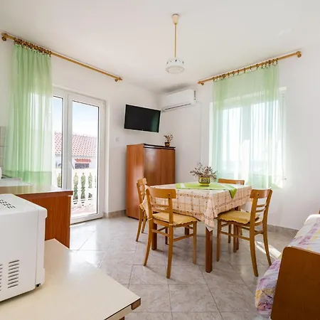 3 Bedroom Stunning In * Posedarje
