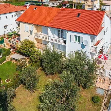 3 Bedroom Stunning In * Posedarje
