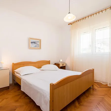 3 Bedroom Stunning In Апартаменты